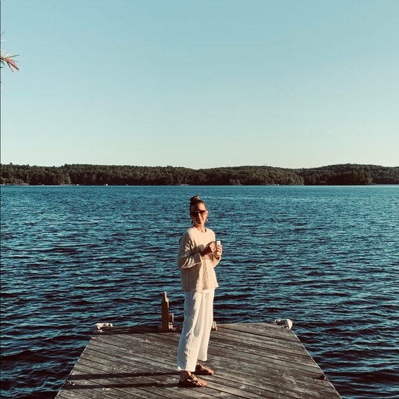 Meet your Posher, Aly - Picture 1 of 1